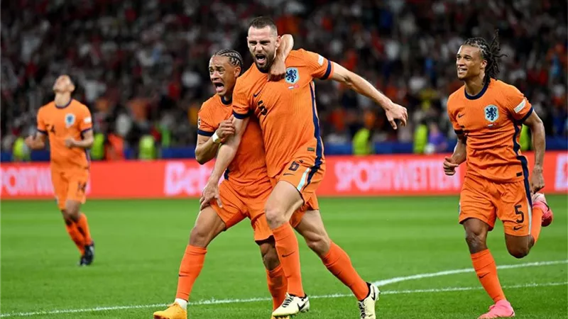 هولندا تهزم تركيا وتضرب موعداً مع إنجلترا في نصف نهائي يورو 2024
