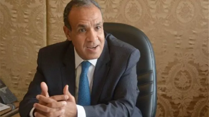 وزيرا خارجية مصر وقطر يؤكدان حرصهما على تعزيز العلاقات الثنائية بين البلدين