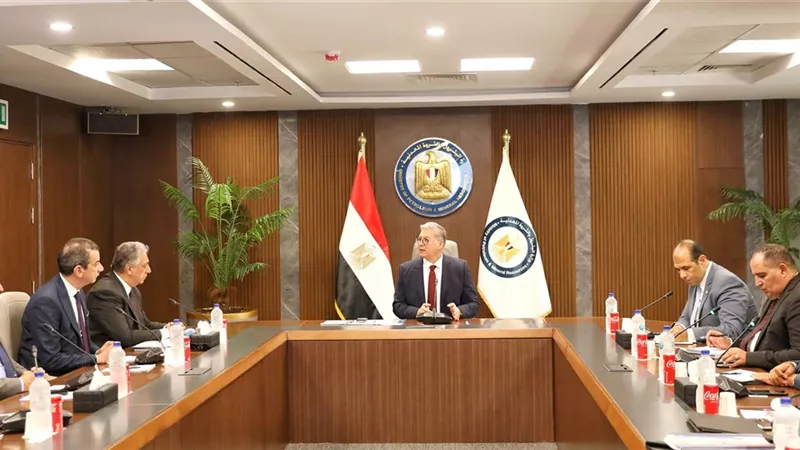 وزير البترول: نسعى لتلبية المتطلبات وفي مقدمتها الطاقة الكهربائية