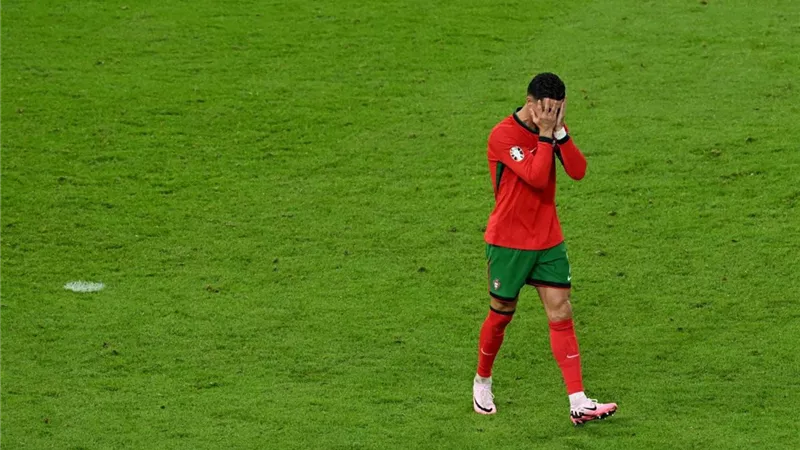رونالدو يلمح بشأن موقفه من المشاركة في كأس العالم