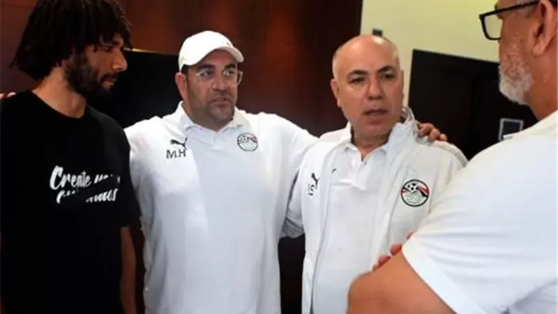 استقبال حافل لـ محمد النني بمعسكر المنتخب الأولمبي