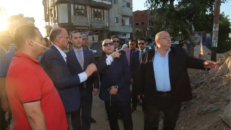محافظ كفرالشيخ يتفقد أعمال صيانة وتطوير كوبرى الهويس ببيلا