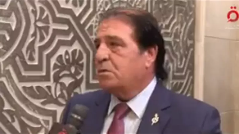 أباظة يطالب رئيس الحكومة بتنمية الصناعات لادخال عملة صعبة لمصر