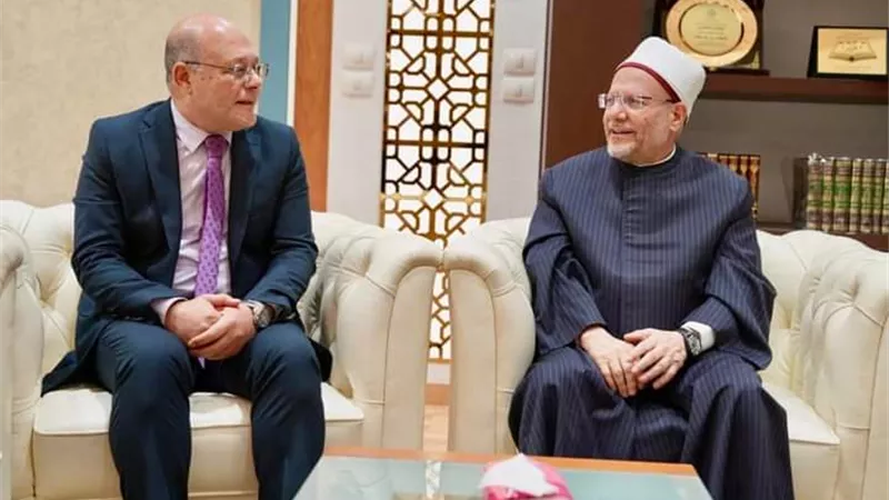 رئيس جامعة سوهاج يهنئ المفتي بالعام الهجري الجديد