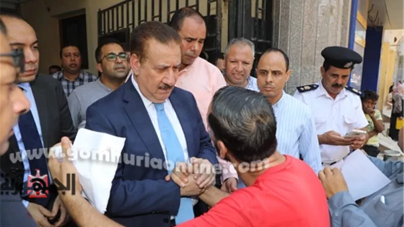 محافظ المنوفية يتفقد عيادات التأمين الصحي ويبدي استياءه من الخدمة