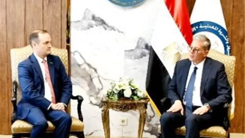 وزير البترول: أباتشى تعد أحد أكبر منتجى الزيت الخام