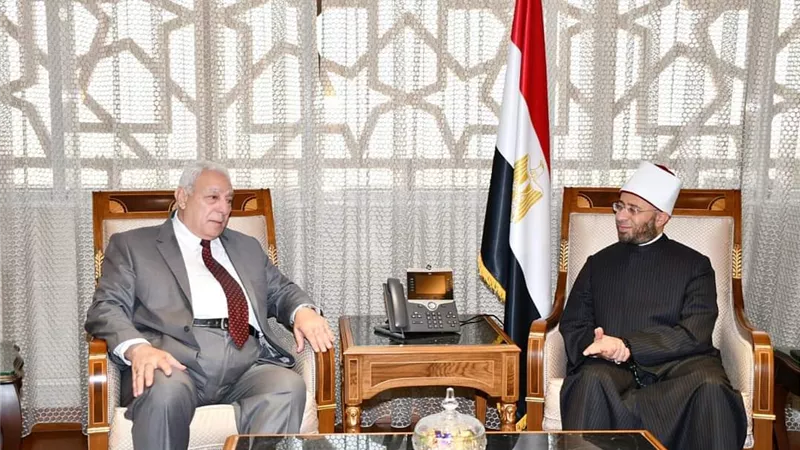 وزير الأوقاف يستقبل وكيل لجنة الشئون الدينية بمجلس النواب