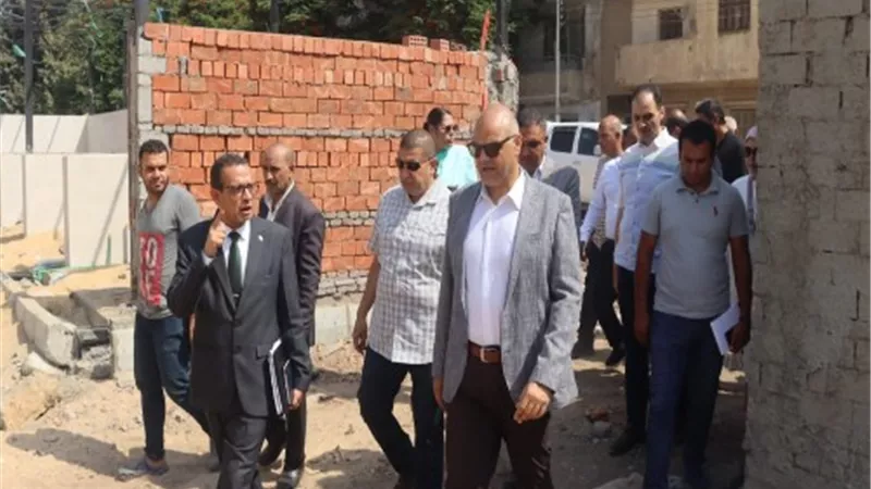 محافظ القليوبية يتفقد عددا من المشروعات بمدينة القناطر الخيرية