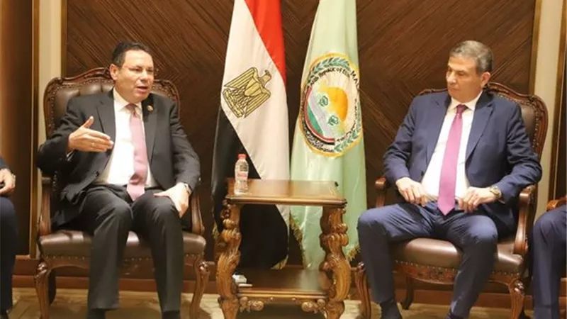 وزير الزراعة: تكثيف التعاون وتنسيق الجهود مع مجلس النواب