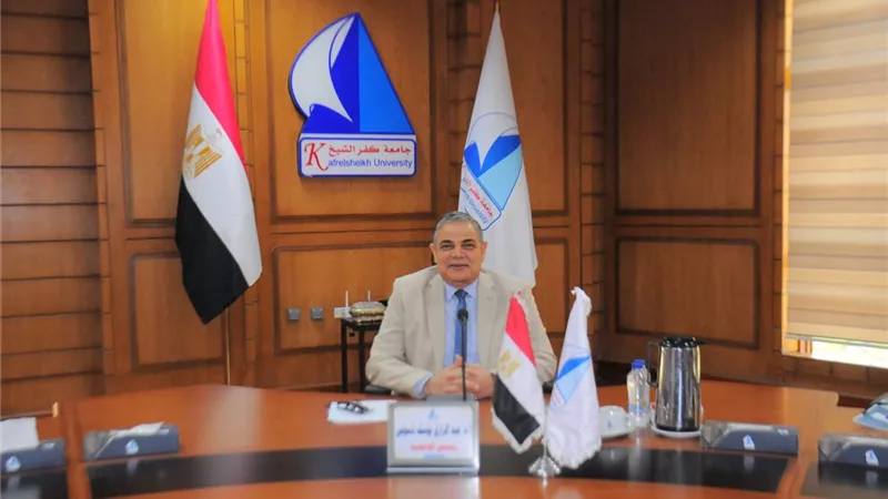 دسوقي يؤكد على بدء أعمال الصيانة والتجهيزات بكليات ووحدات الجامعة