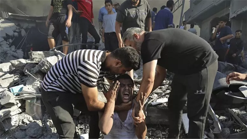 رفح الفلسطينية.. منازل مهجورة.. مبان سويت بالأرض.. طرق مليئة بالأنقاض