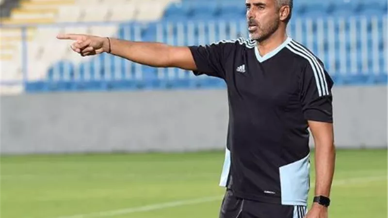 الجبهة اليسري صداع فى رأس جوميز