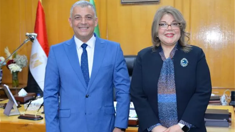 محافظ الإسماعيلية يستقبل وكيل مجلس الشيوخ
