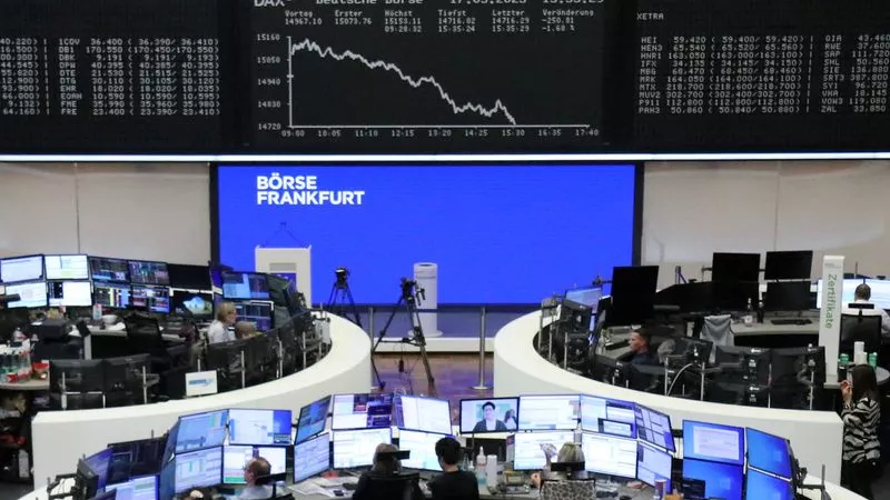 ارتفاع طفيف للأسهم الأوروبية مع ترقب شهادة باول في يومها الثاني