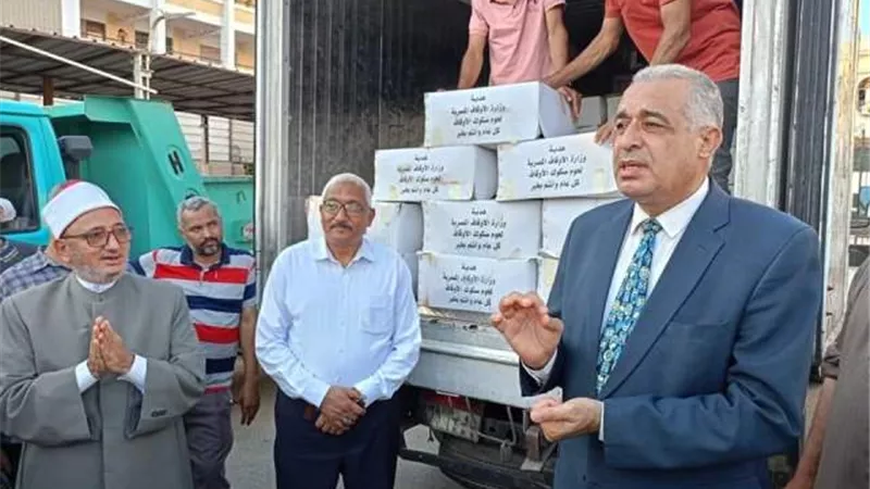 أوقاف المنيا توزع 2 طن لحوم بلدي على الأسر الأولى بالرعاية
