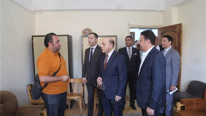 محافظ كفرالشيخ: تعزيز خدمات المستثمرين بالمناطق الصناعية