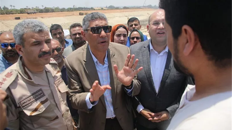 محافظ الجيزة يتفقد المشروع القومي «مستقبل مصر» بمنشأة القناطر