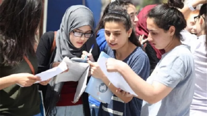 فرحة و سعادة على وجوه طلاب الثانوية العامة بسوهاج