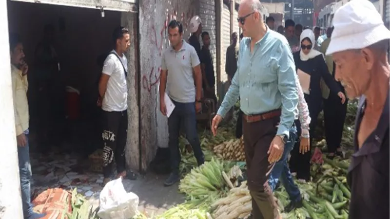 أبرزها غلق مخبز بشبرا..محافظ القليوبية يواصل جولاته بالمدن والقرى