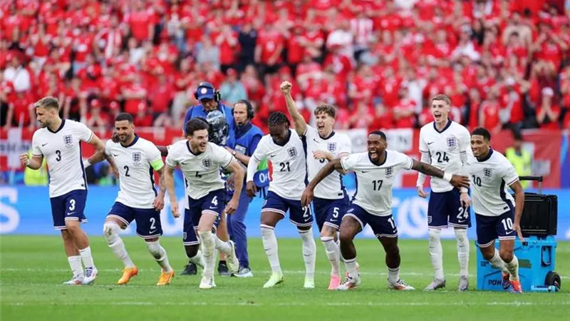 ساوثجيت يعلن كتيبة انجلترا لمواجهة هولندا بيورو 2024