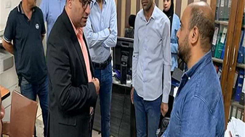 محمد عبد الله يتفقد إدارات جهاز أكتوبر وأعمال تنفيذ محطة الكهرباء