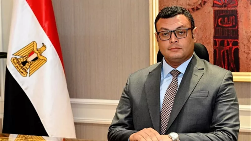 اليوم .. وزير الإسكان يتفقد مشروعات مدينتى دمياط والمنصورة