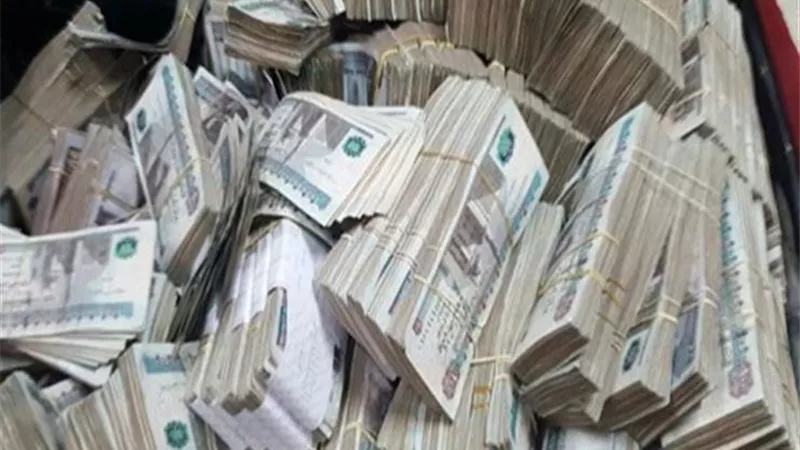 ضبط سيدة بالغردقة لقيامها بالاستيلاء على 2.6 مليون جنيه من 3 مواطنين