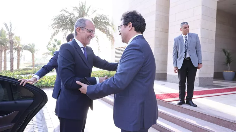 الاتصالات :توظيف تكنولوجيا المعلومات لخدمة مهام الثقافة والحفاظ على كنوزها
