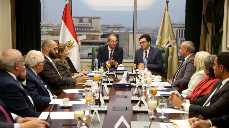 طلعت:توثيق اللوحات الفنية وإتاحتها بشكل رقمى وحفظ كنوز دار الوثائق