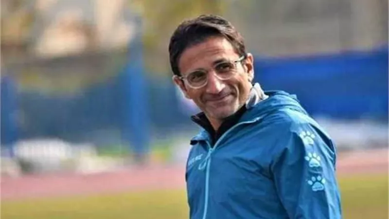 لموسم جديد.. أحمد سامي يجدد تعاقده مع سموحة