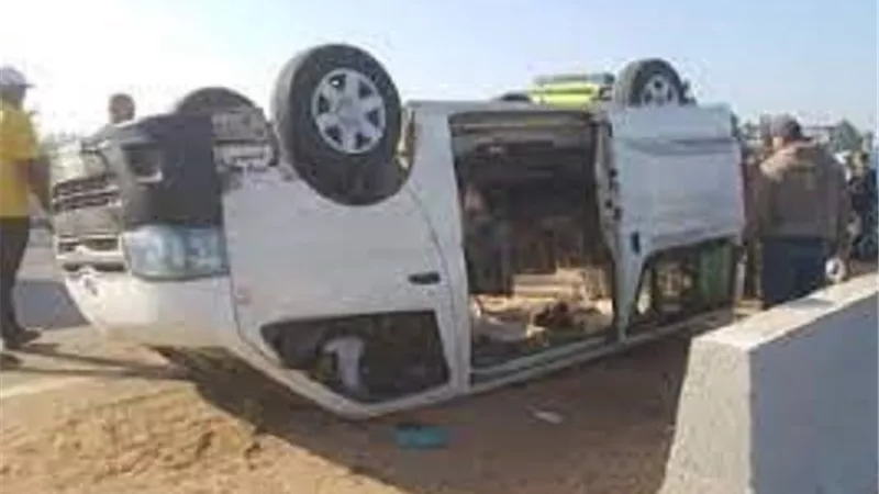 مصرع شخص واصابة 7 في انقلاب ميكروباص بالدقهلية