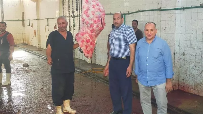 بيطري المنيا يتابع مجزر سمالوط العمومي