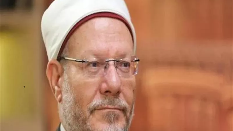 المفتي: لا يجوز بحال من الأحوال نشر الفضائح والصور الخاصة للآخرين