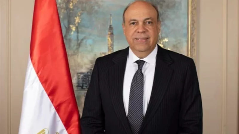 مواصلة تحديث أسطول مصر للطيران ..تسليم أول مبني صديق للبيئة بمطار برج العرب