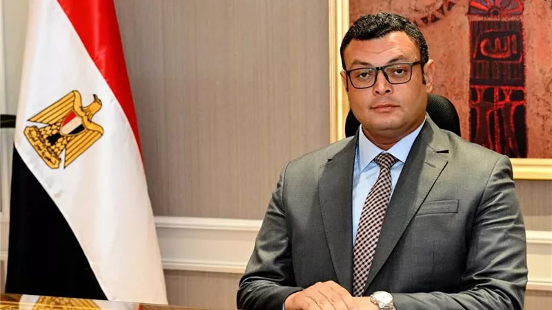 جولة لوزير الإسكان بمشروعات التجمع العمراني 
