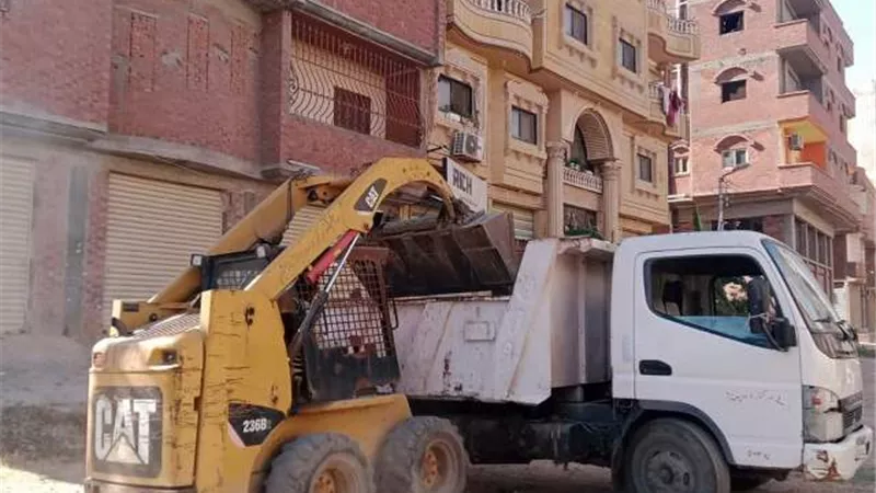 محافظ كفرالشيخ: رفع 1150 طنًا من القمامة في حملات النظافة