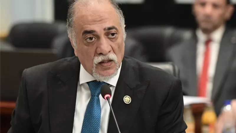 القصبي: الحفاظ على حقوق كل العاملين في الداخل والخارج