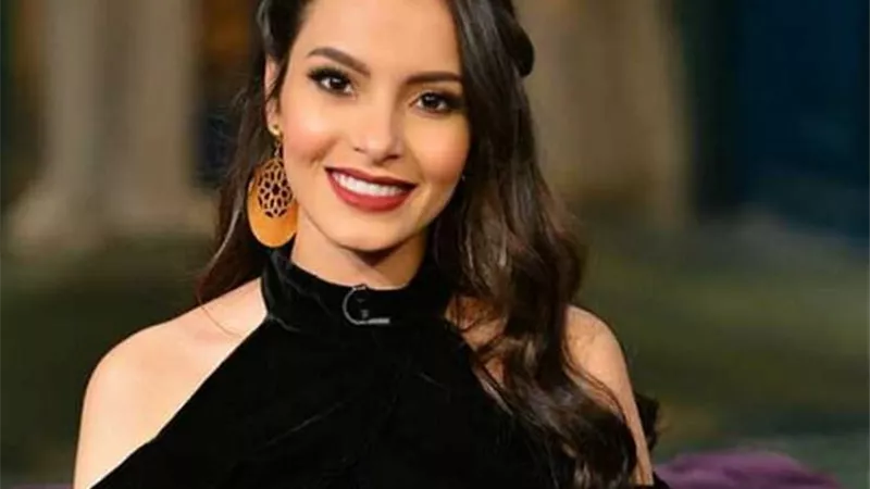 كارمن سليمان تروج لأحدث أغنياتها 