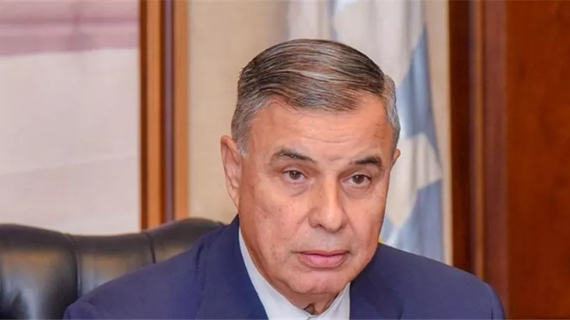محافظ الاسكندرية يكلف بمراجعة عقد استغلال شاطئ الشاطبى