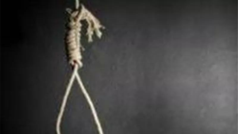 شنق نفسه وظل معلق عدة أيام بالدقهلية