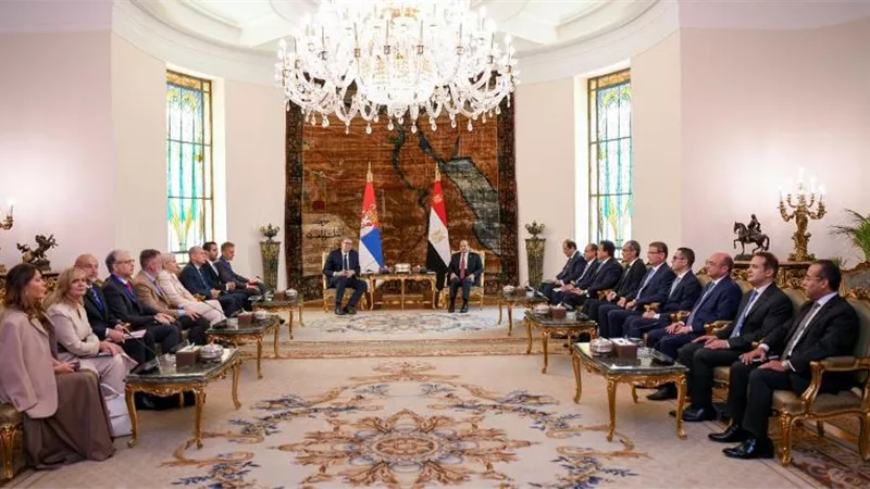 المتحدث الرئاسي ينشر صور استقبال الرئيس السيسي نظيره الصربي