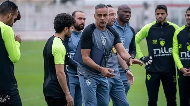 تفاصيل جلسة جوميز مع لاعبى الزمالك استعدادا لمواجهة بلدية المحلة