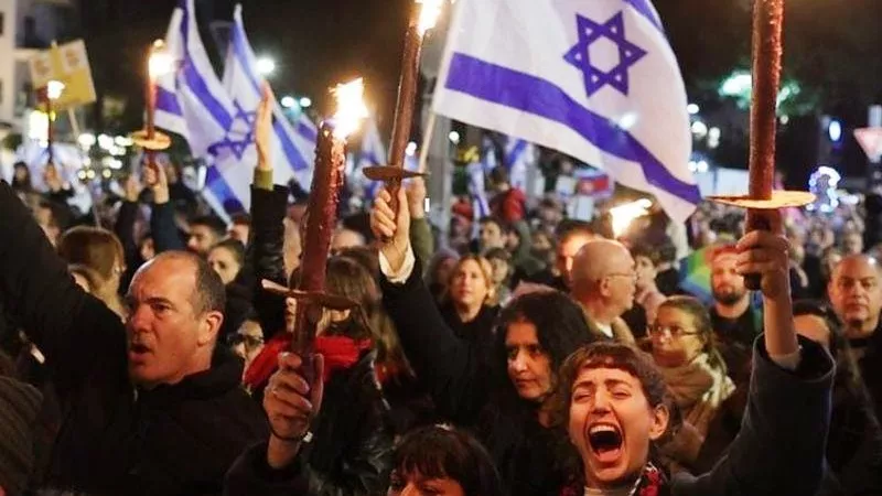 إسرائيليون ينظمون مسيرة احتجاجية باتجاه القدس