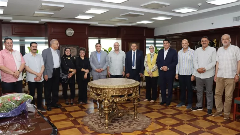 محافظ بني سويف يستقبل اعضاء امانةحزب مستقبل وطن
