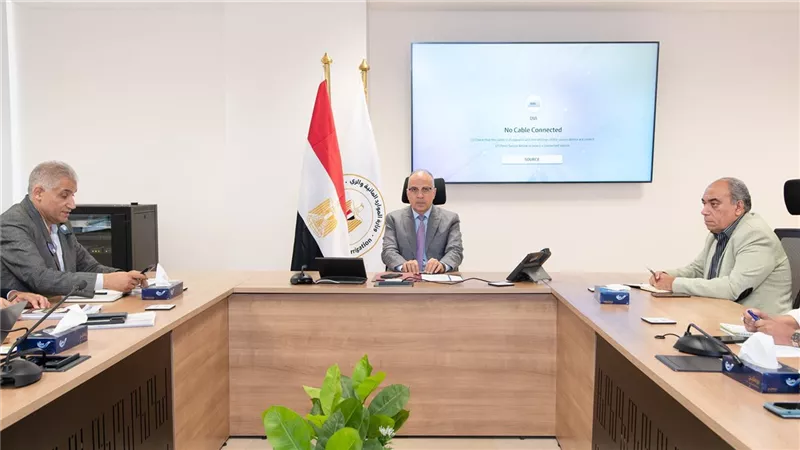 سويلم:نشر نتائج الحقول الإرشادية لتشجع المزارعين على الرى الحديث