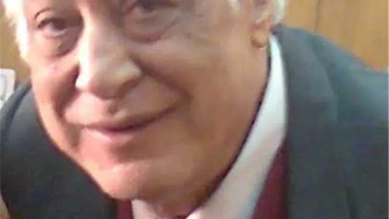 خالد جلال ناعيا 