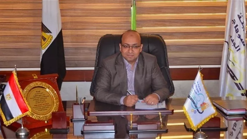 جهاز سوهاج الجديدة يستجيب لشكاوى المواطنين ويحل أزمة المواصلات.. صور