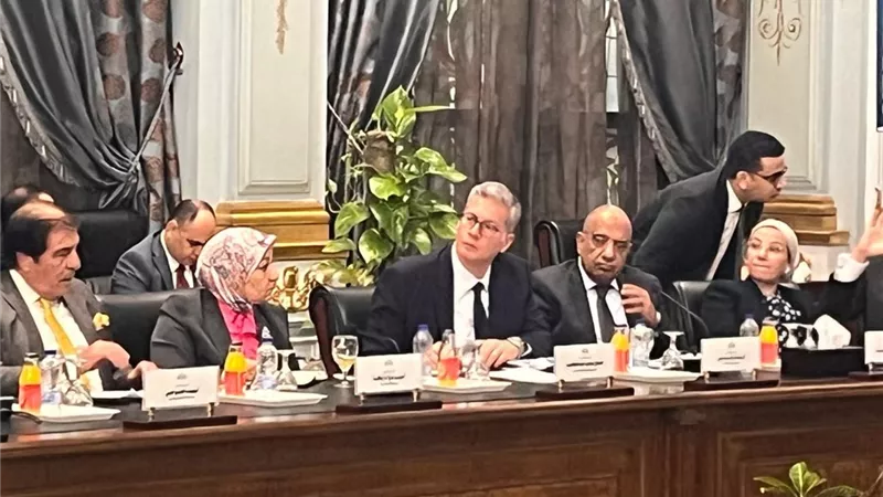 وزير البترول: نخطط لزيادة صادراتنا من السلع البترولية لـ8.6 مليار دولار