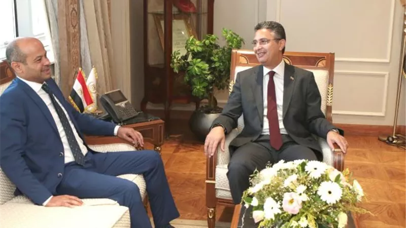 وزير التموين يبحث تنشيط البورصة السلعية و زيادة عدد السلع المدرجة