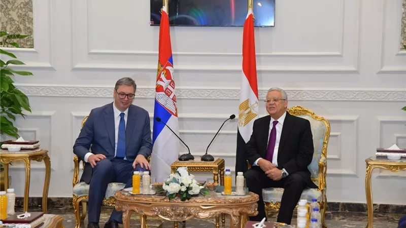 رئيس مجلس النواب يلتقي رئيس جمهورية صربيا